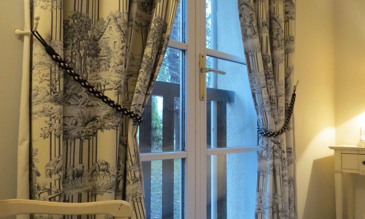 Photo of Bedroom in Royallieu Village