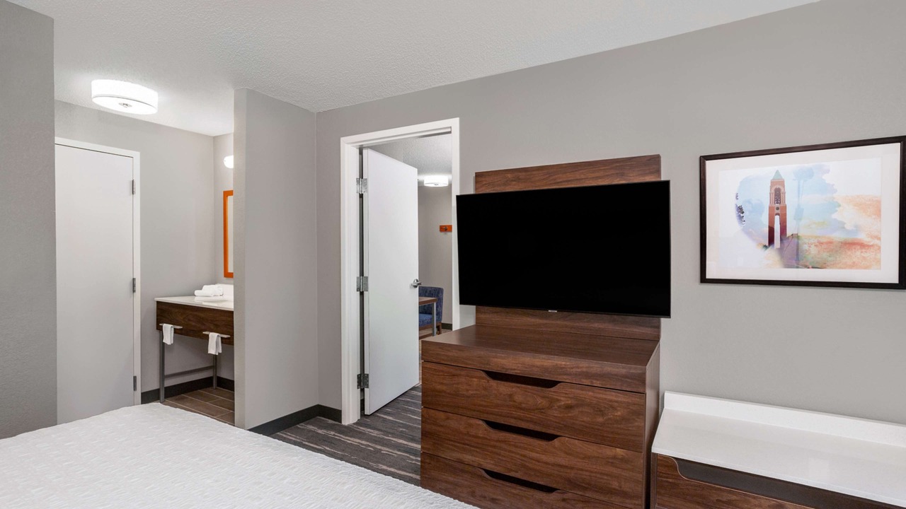 Photo of Bedroom in Muncie