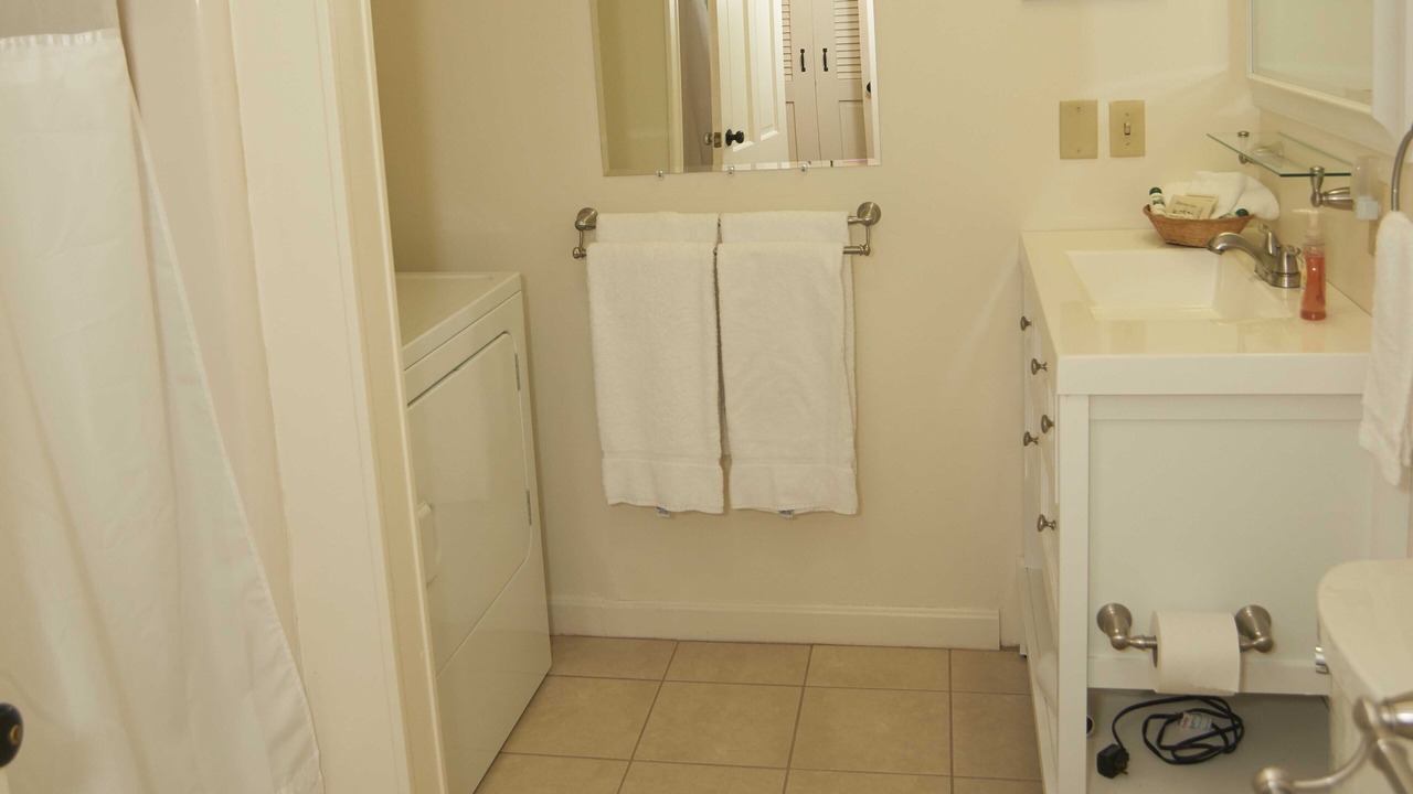 Photo of Bathroom in Sunapee