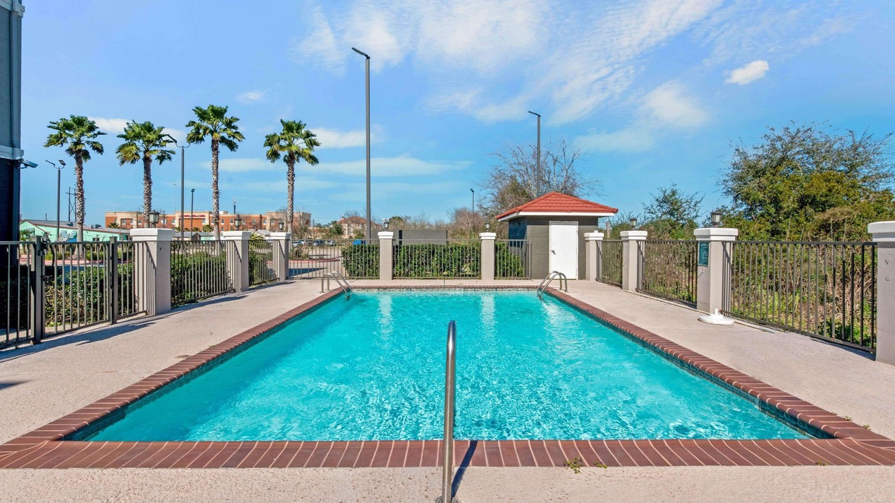 Photo of Outdoor in Winnie