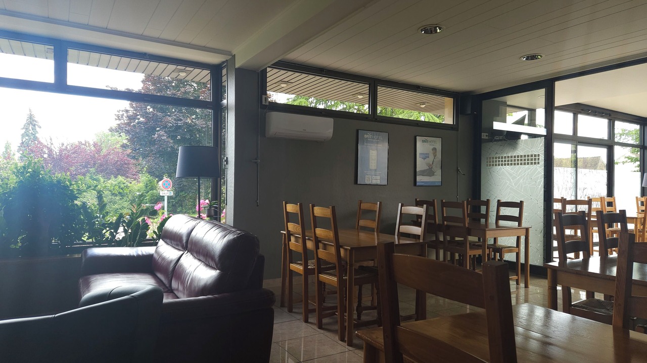 Photo of Others in Avallon