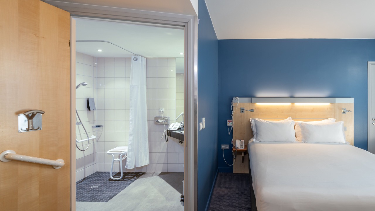 Photo of Bedroom in Saint-Nazaire