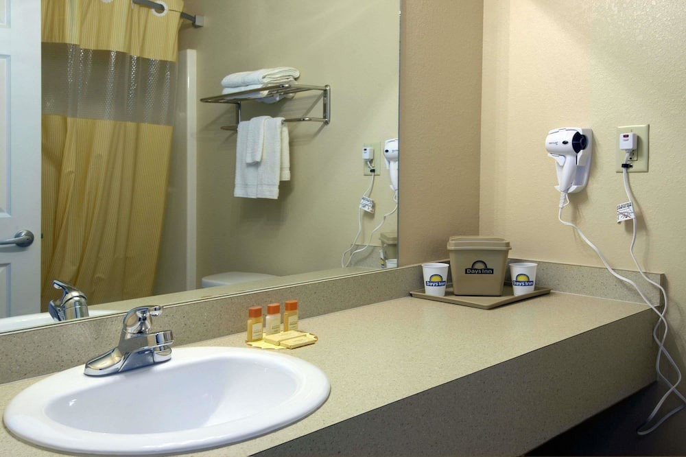 Photo of Bathroom in Centre