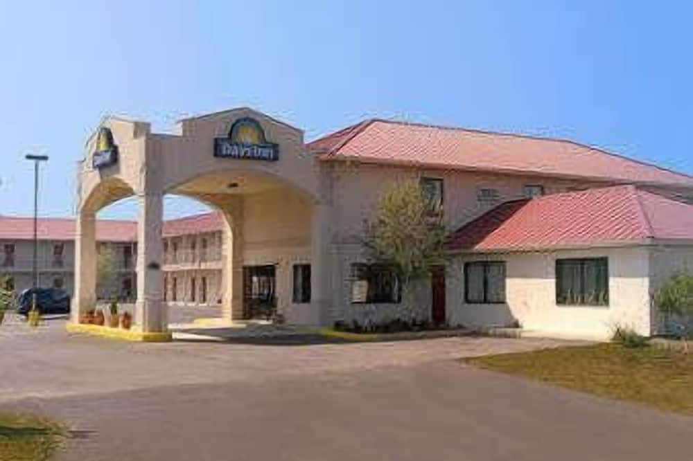 Photo of Outdoor in Centre