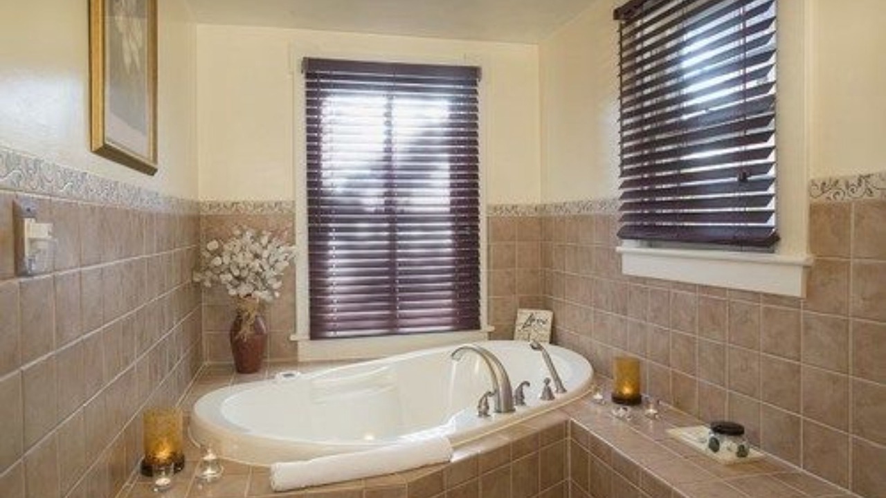Photo of Bathroom in Downtown