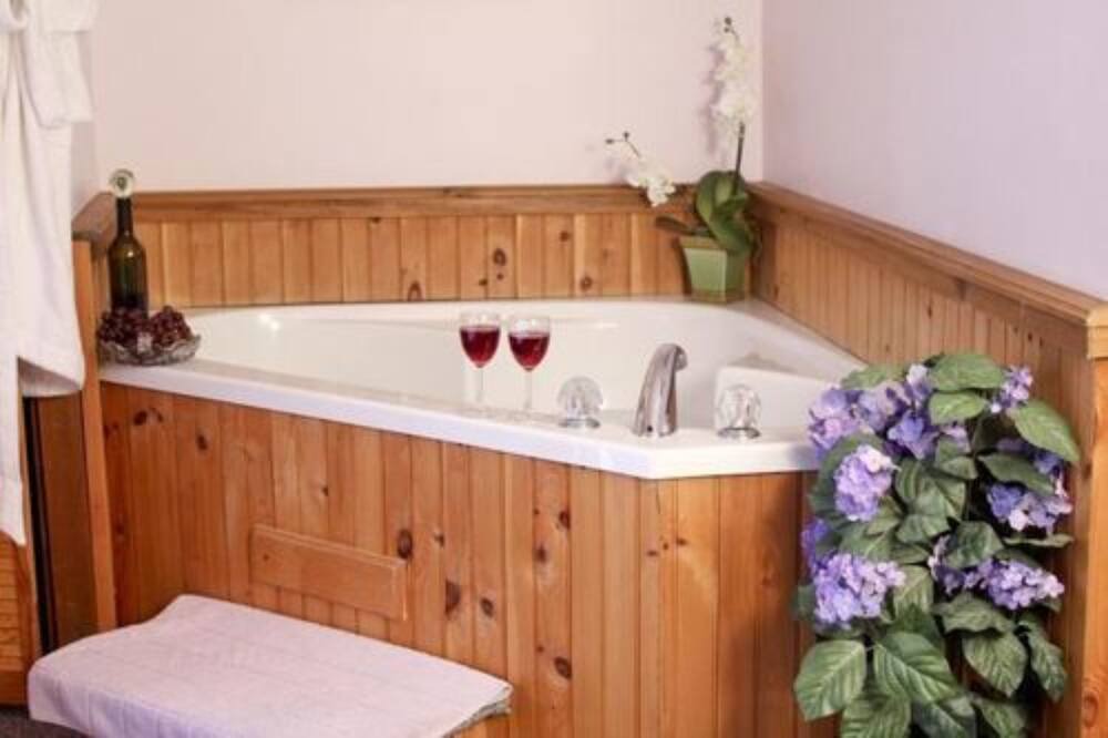 Photo of Bathroom in Ono