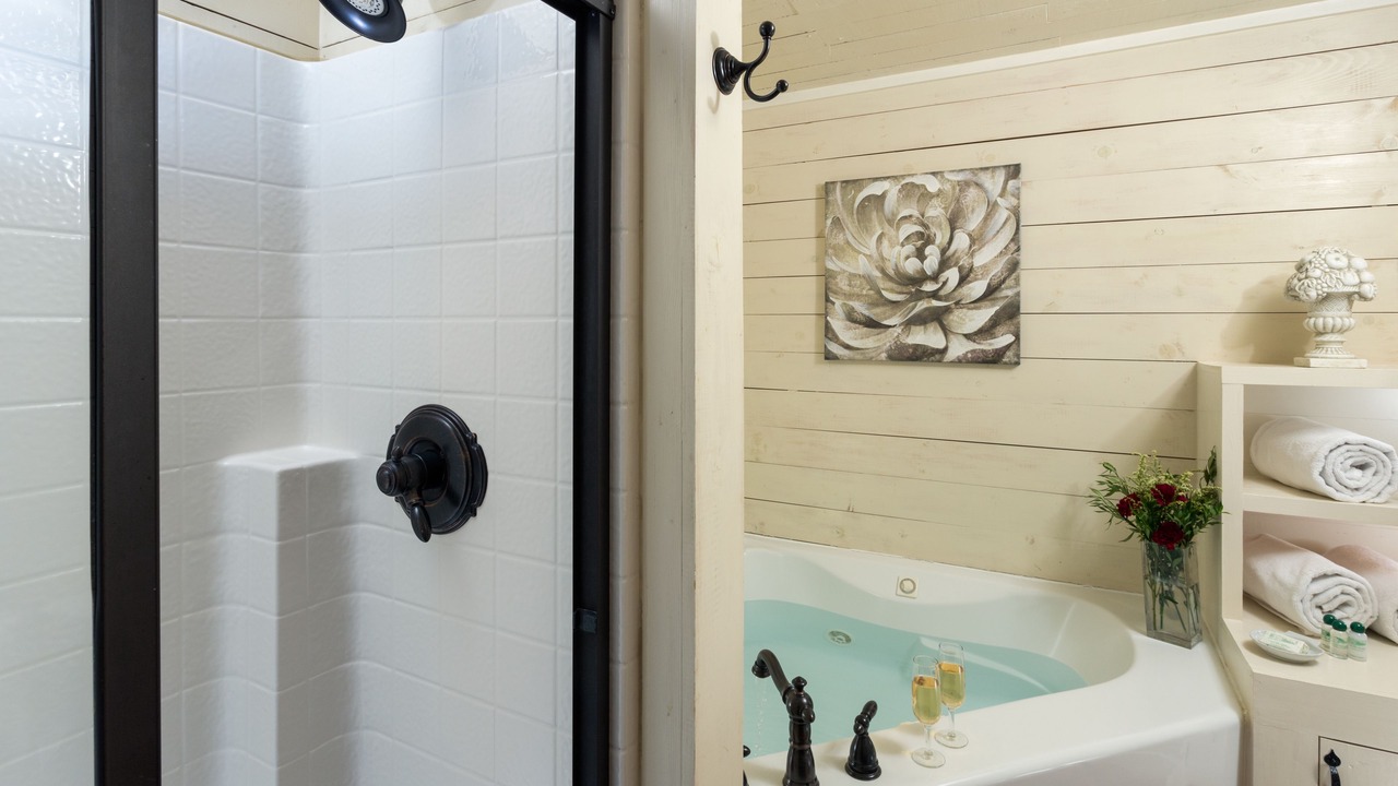 Photo of Bathroom in Clarkesville