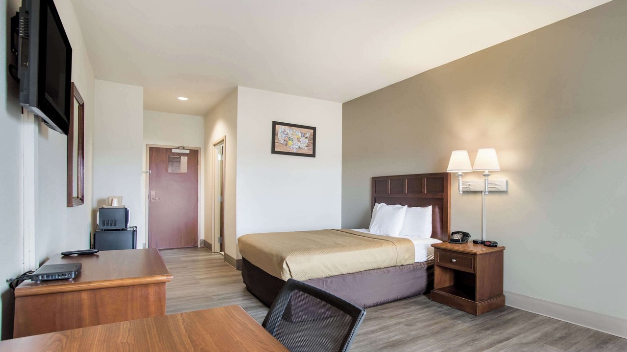 Photo of Bedroom in Anderson