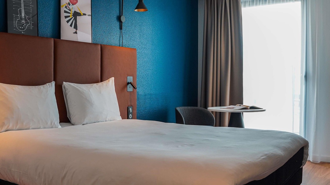 Photo of Bedroom in Port-en-Bessin-Huppain