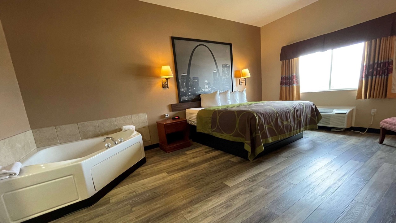 Photo of Bedroom in Rolla