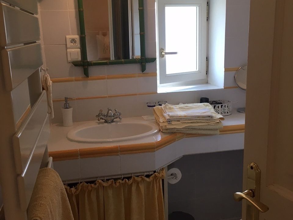 Photo of Bathroom in Vaux-en-Beaujolais