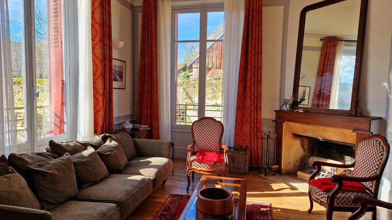 Photo of Others in Longpont