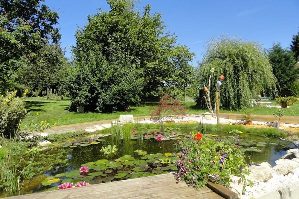 Photo of Outdoor in Auneuil