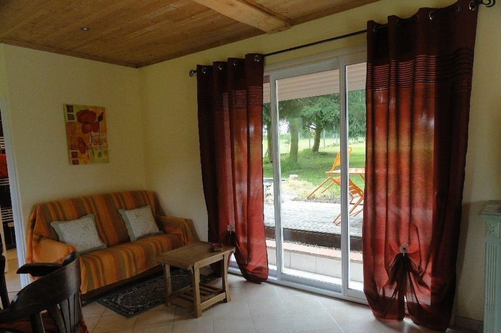 Photo of Others in Auneuil