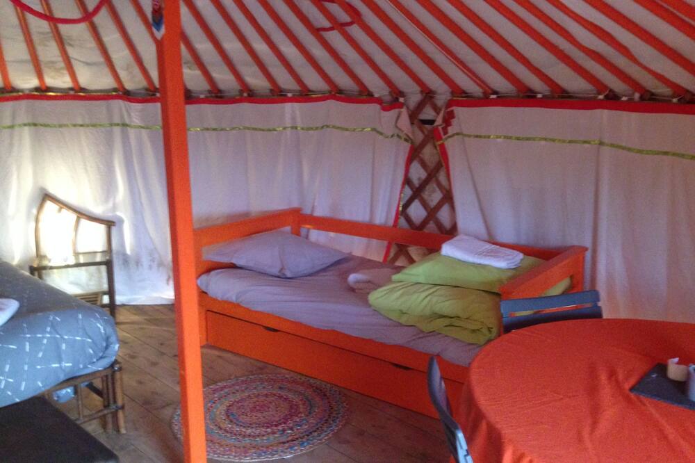 Photo of Bedroom in Saint-Leger-sur-Dheune