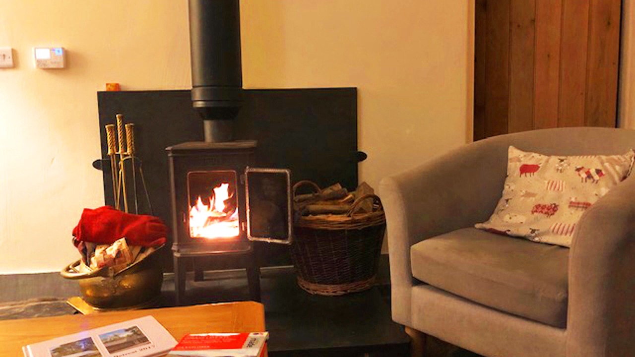 Photo of Livingroom in Tirabad