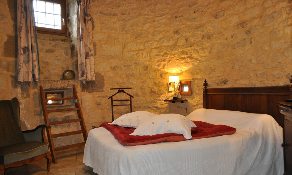 Photo of Bedroom in Bessas