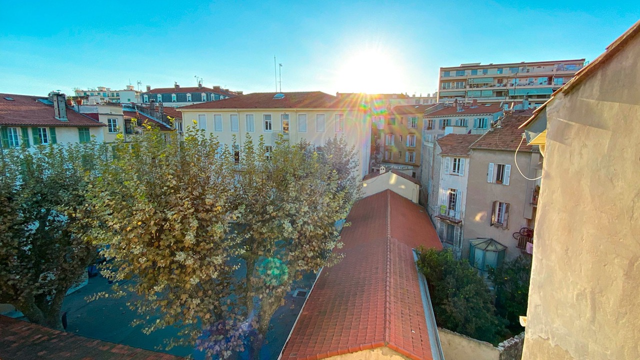 Photo of Bedroom in Antibes Old Town