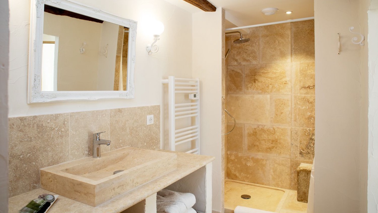 Photo of Bathroom in Pichanges