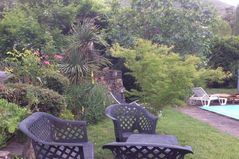 Photo of Outdoor in Saint-Florent-sur-Auzonnet