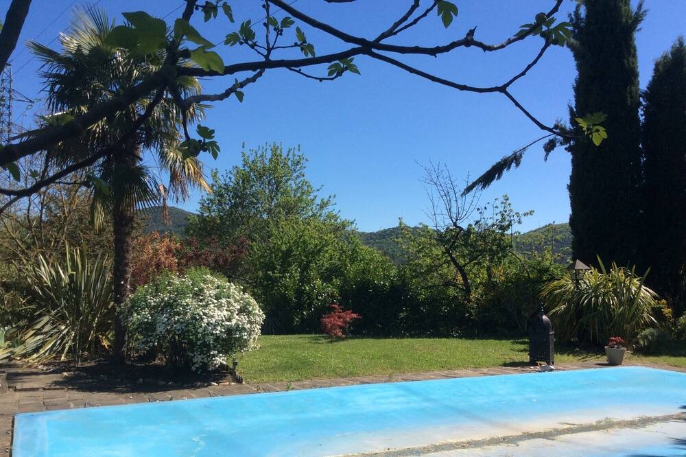 Photo of Outdoor in Saint-Florent-sur-Auzonnet