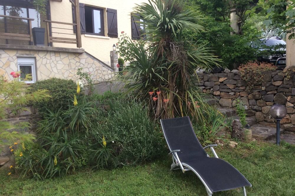Photo of Outdoor in Saint-Florent-sur-Auzonnet