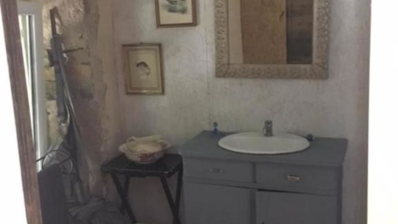 Photo of Bathroom in Vailhourles