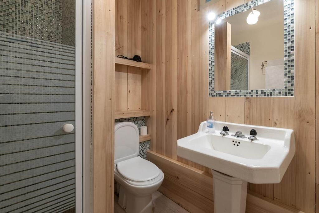 Photo of Bathroom in Aubin