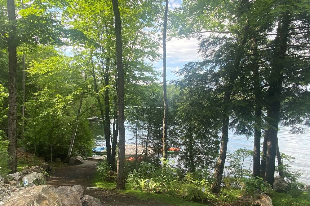 Photo of Outdoor in Val-des-Monts