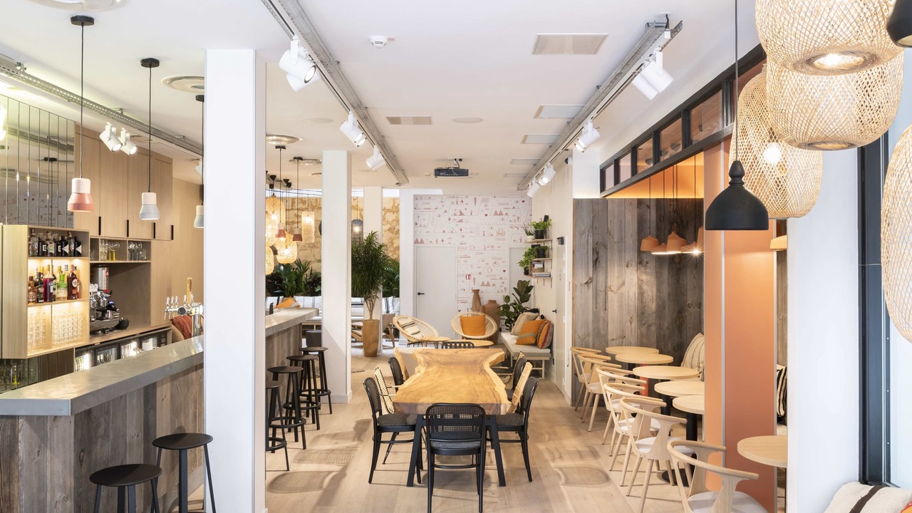 Photo of Others in Hotel de Ville - Quinconces