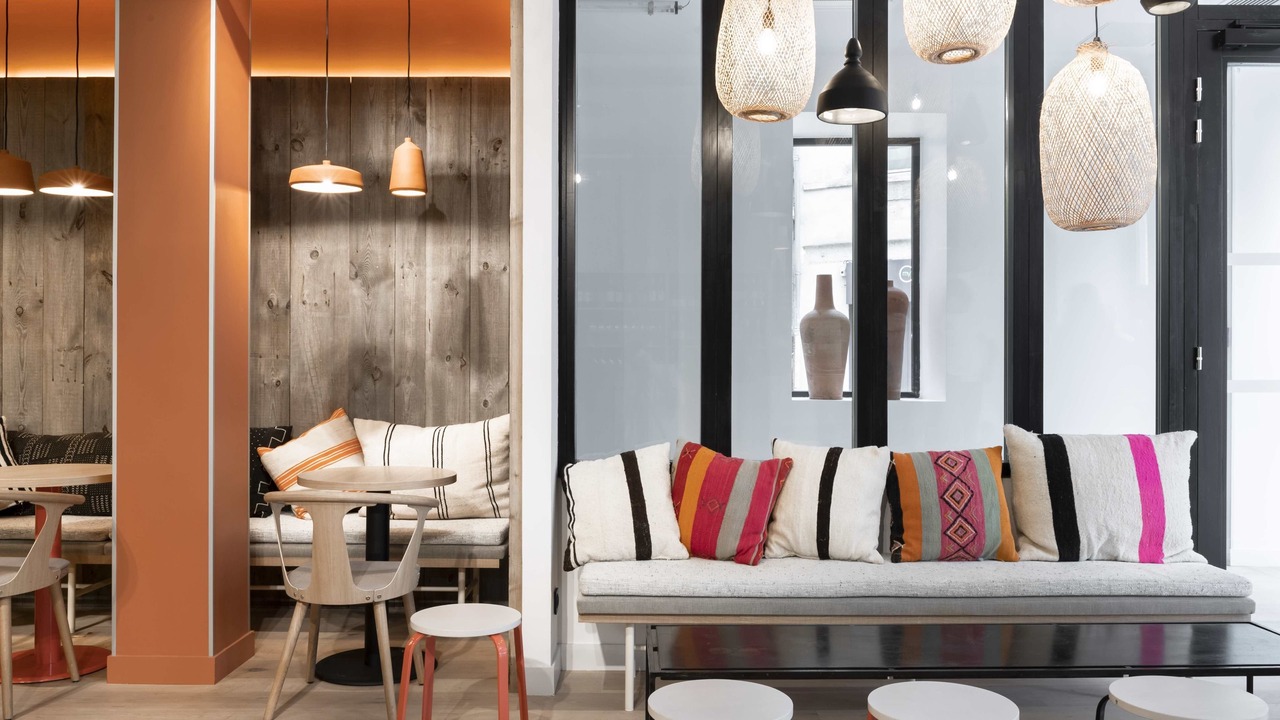 Photo of Others in Hotel de Ville - Quinconces