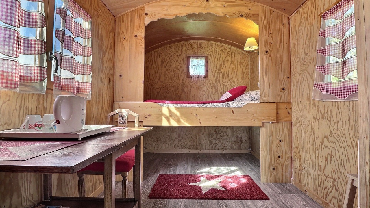 Photo of Bedroom in Saint-Jouan-des-Guerets