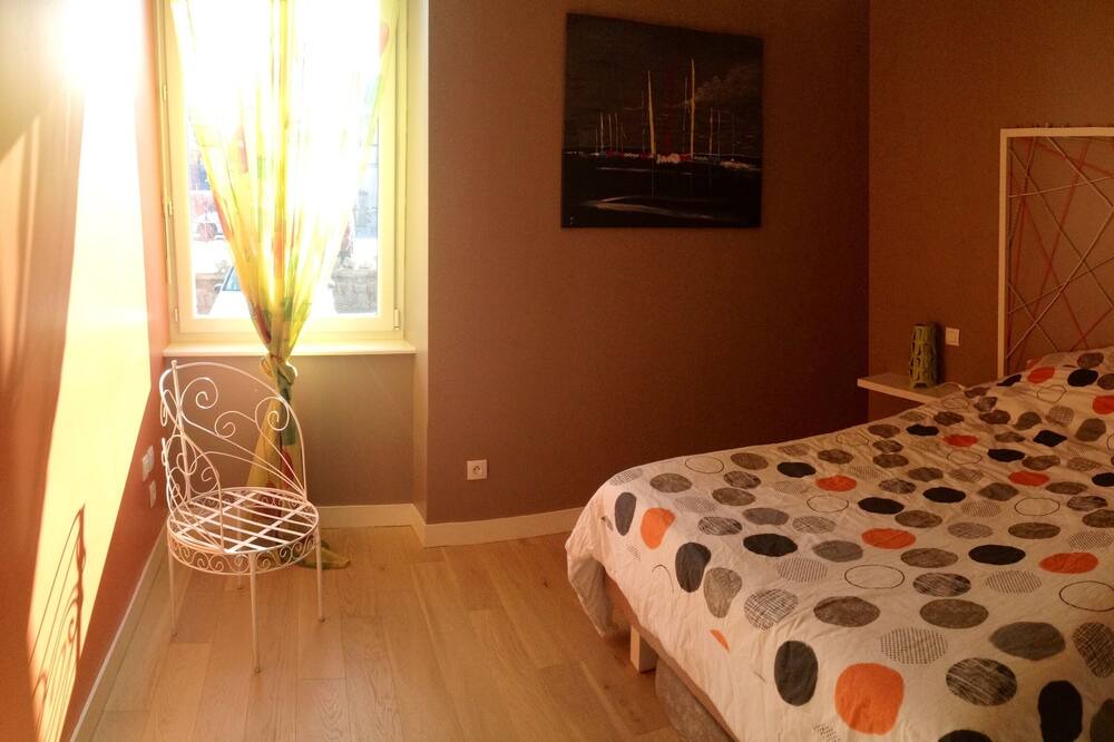 Photo of Bedroom in La Marne