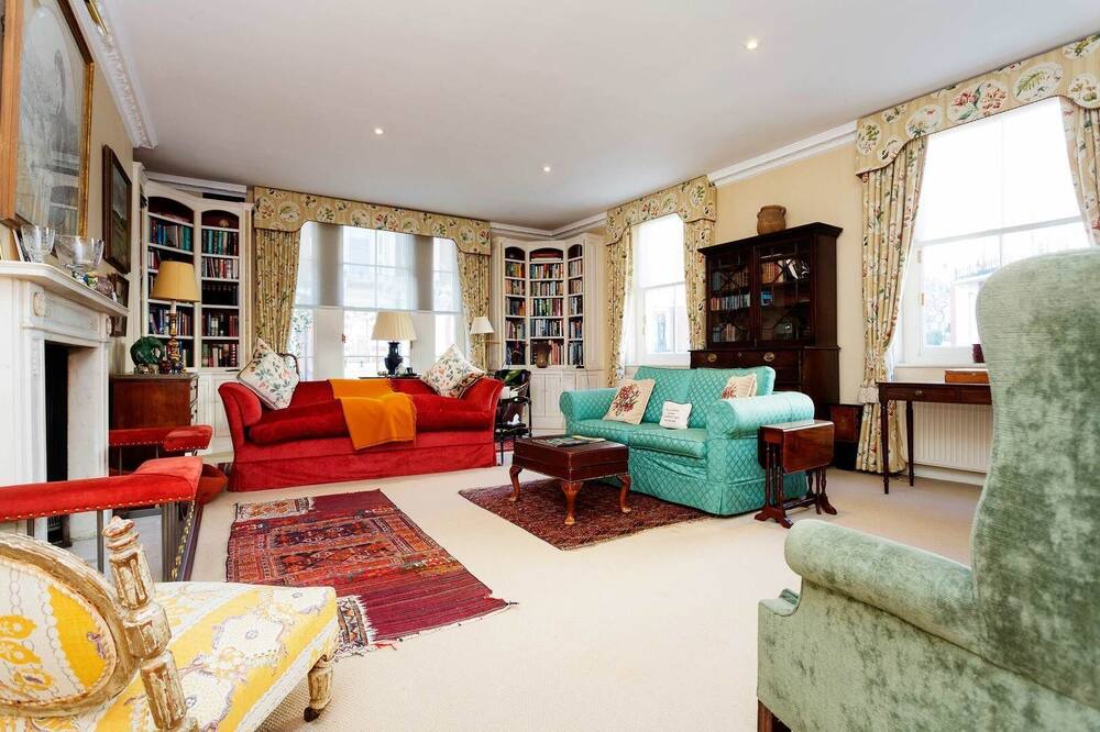 Photo of Livingroom in Campden