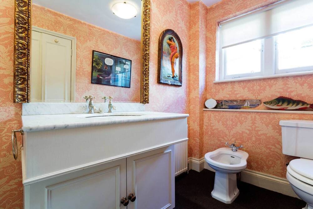 Photo of Bathroom in Campden