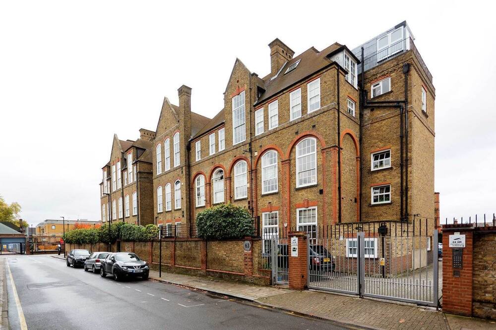 Photo of Outdoor in Brixton Hill