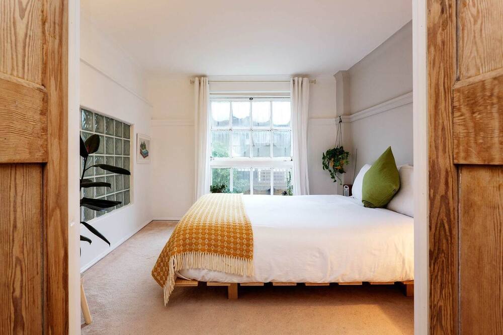 Photo of Others in Brixton Hill