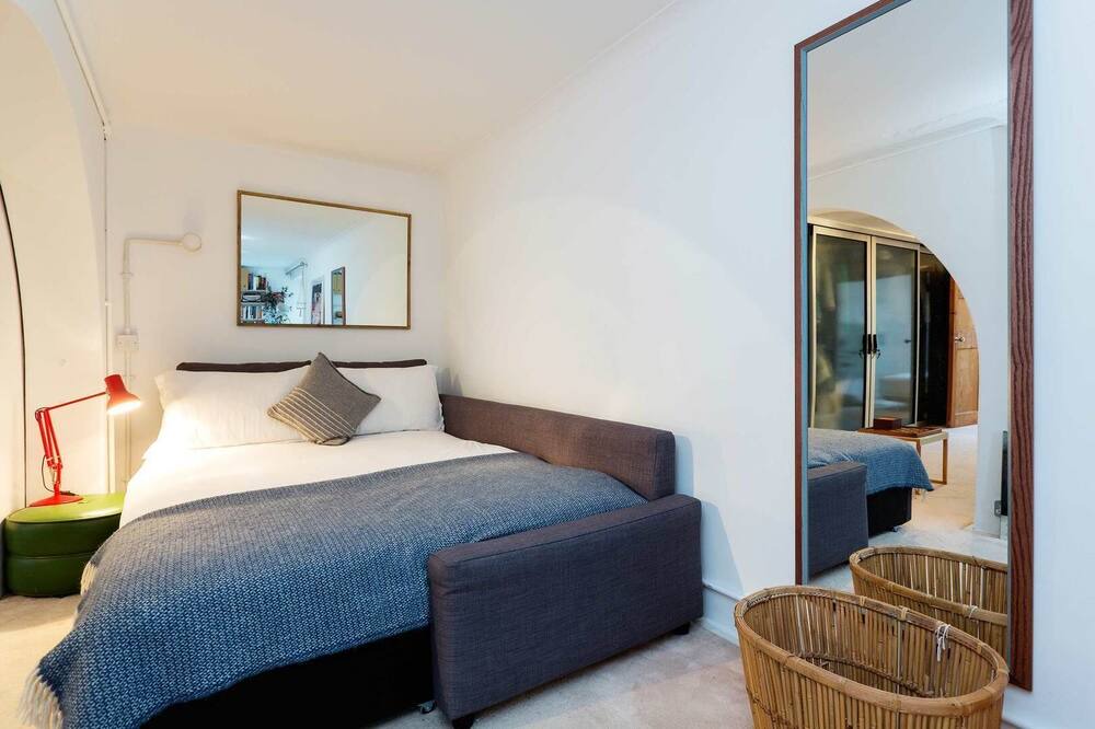 Photo of Others in Brixton Hill