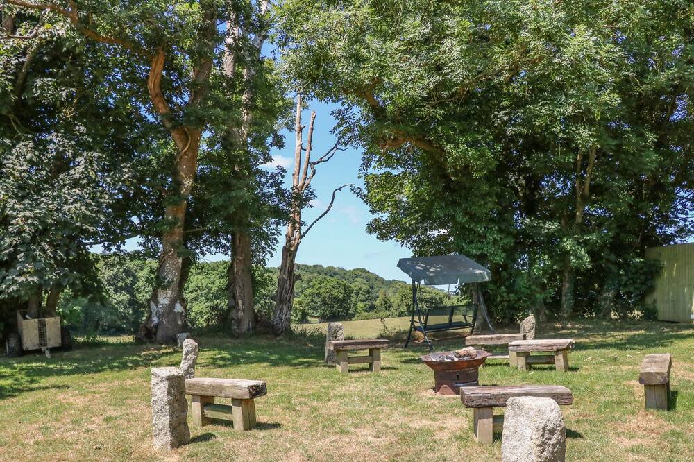 Photo of Outdoor in Brazzacott