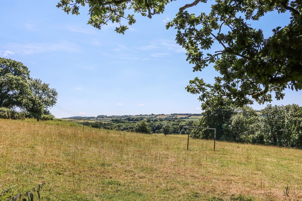 Photo of Outdoor in Brazzacott