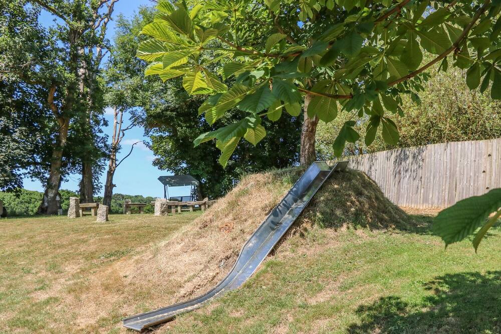 Photo of Outdoor in Brazzacott