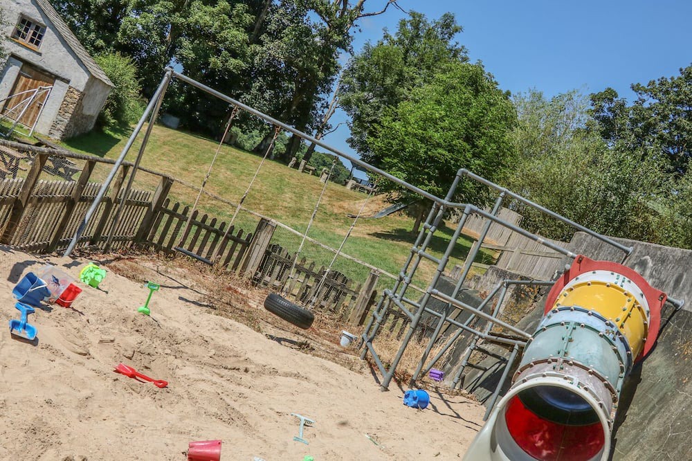 Photo of Others in Brazzacott