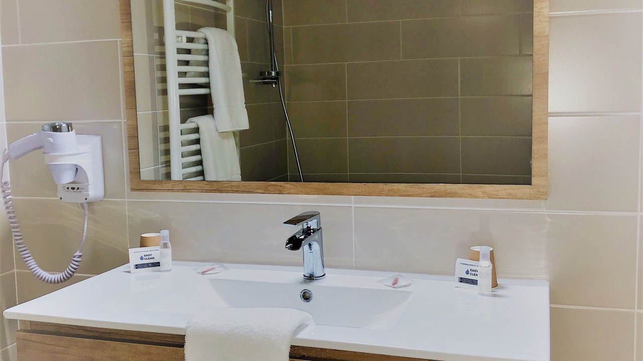 Photo of Bathroom in Blaye