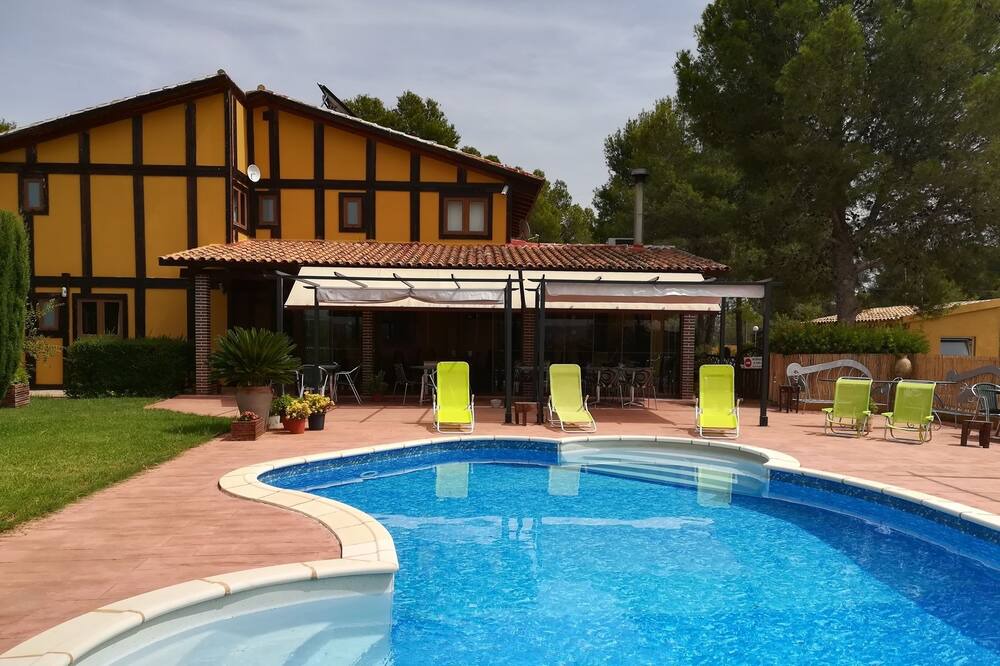 Photo of Outdoor in Alberic