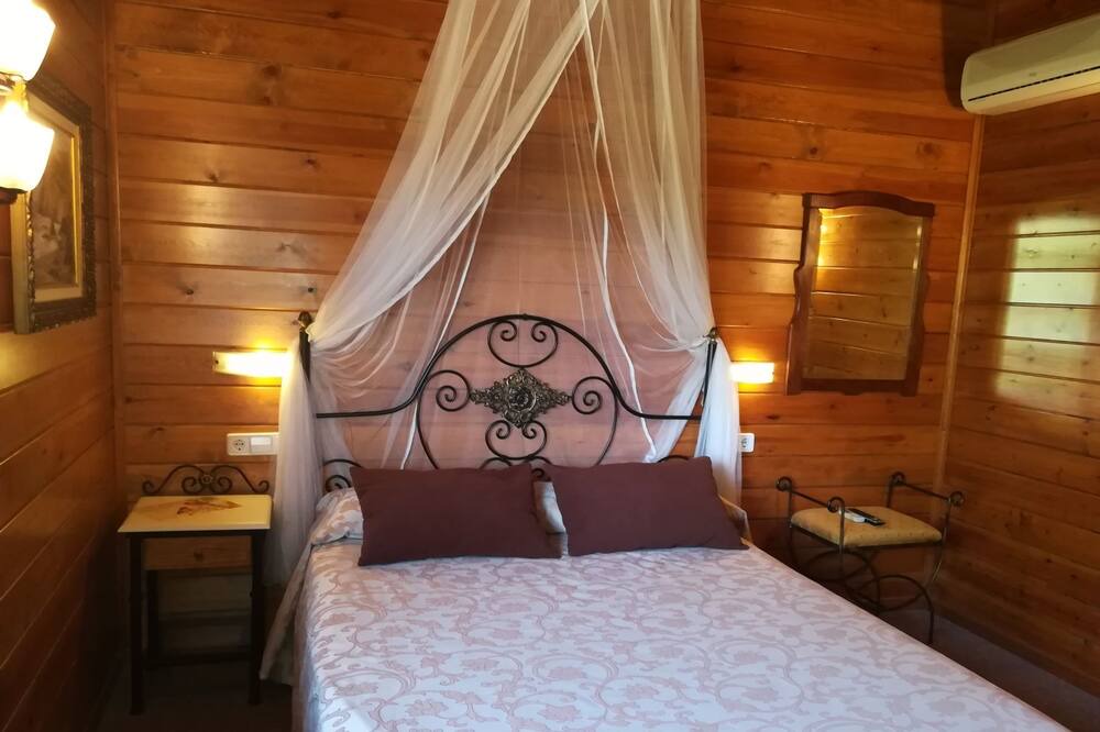 Photo of Bedroom in Alberic