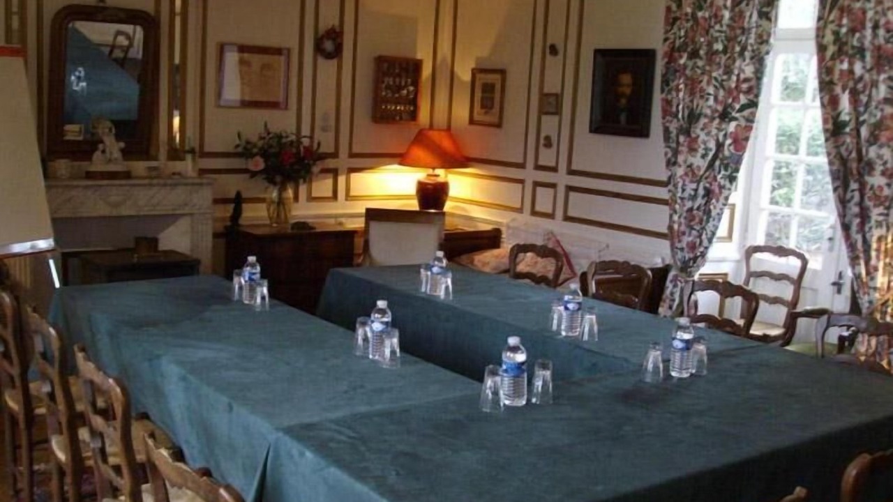 Photo of Others in Le Rosais-La Flourie