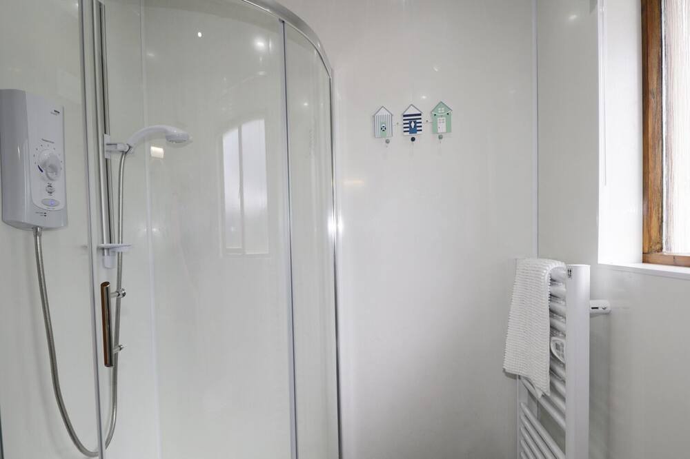 Photo of Bathroom in Loggie