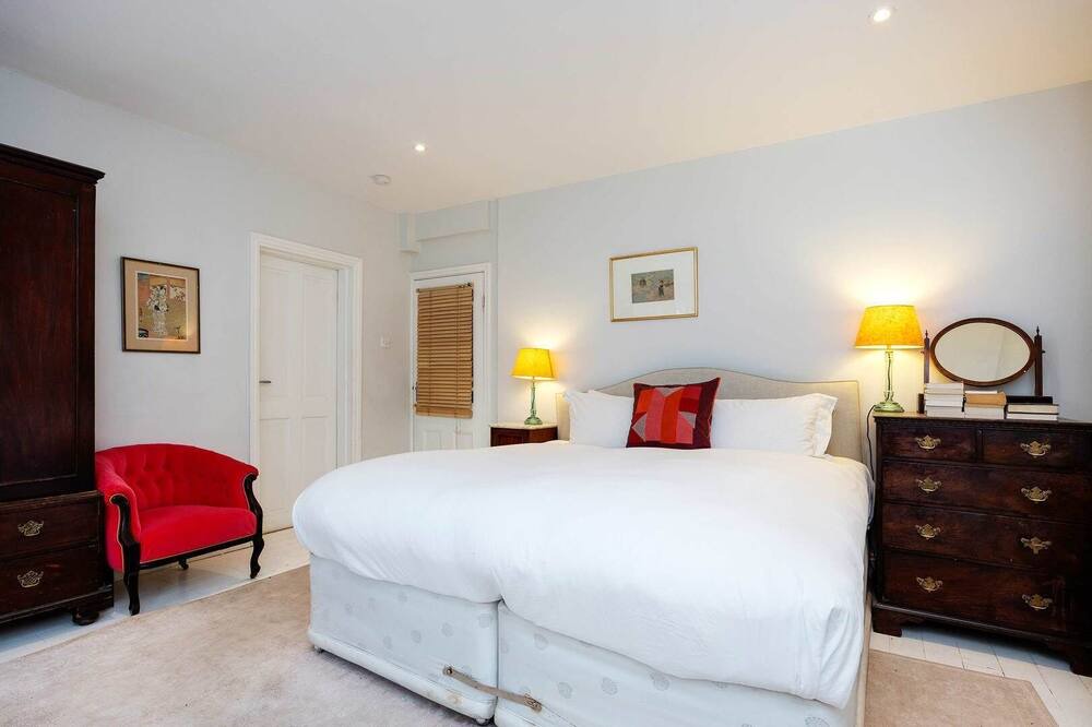 Photo of Bedroom in Dartmouth Park