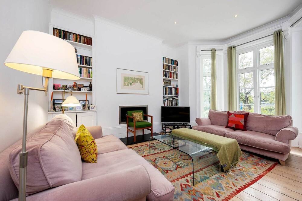 Photo of Livingroom in Dartmouth Park