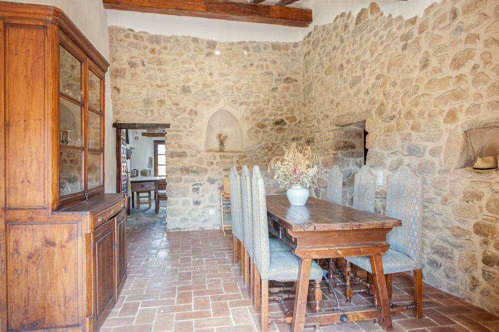 Photo of Kitchen in La Jonquera